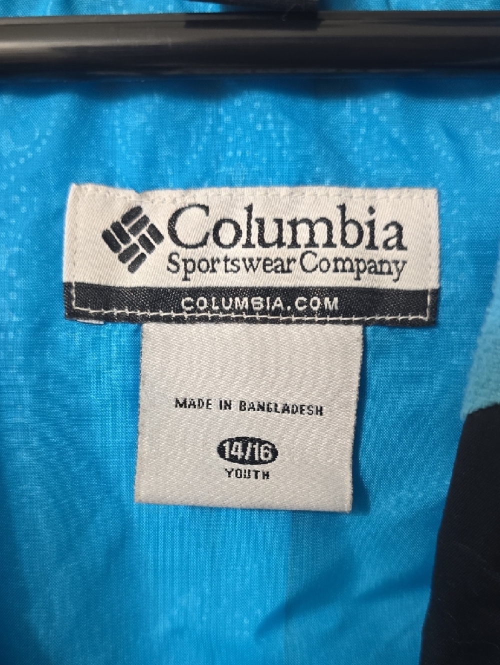 Columbia Black and Blue Hooded Outdoor Jacket - Picture 2 of 5